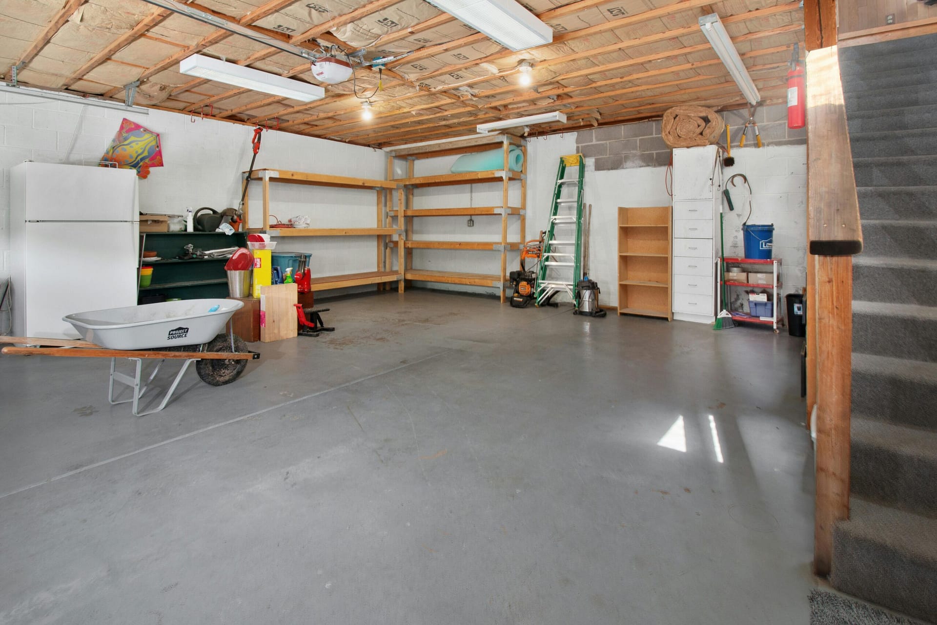 Garage cleaning tips